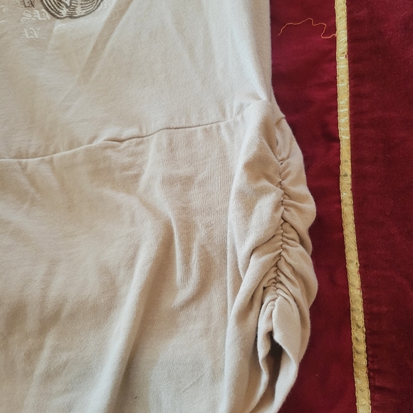 Venus - Womans Scoop Neck Tan blouse with Gold Embellished Design in front - Lg - Picture 3 of 8